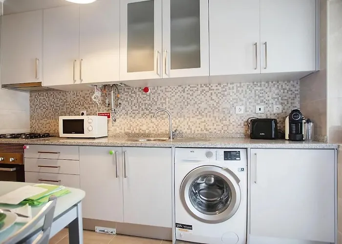 Ao - Passerelle Apartman *