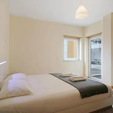 Ao - Passerelle アパート ペニシェ